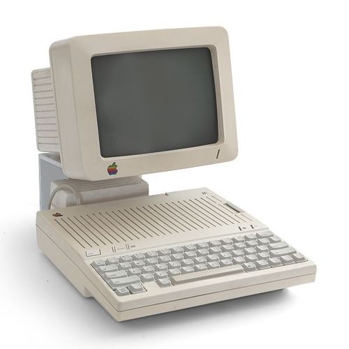 600px-Apple_IIc_with_monitor
